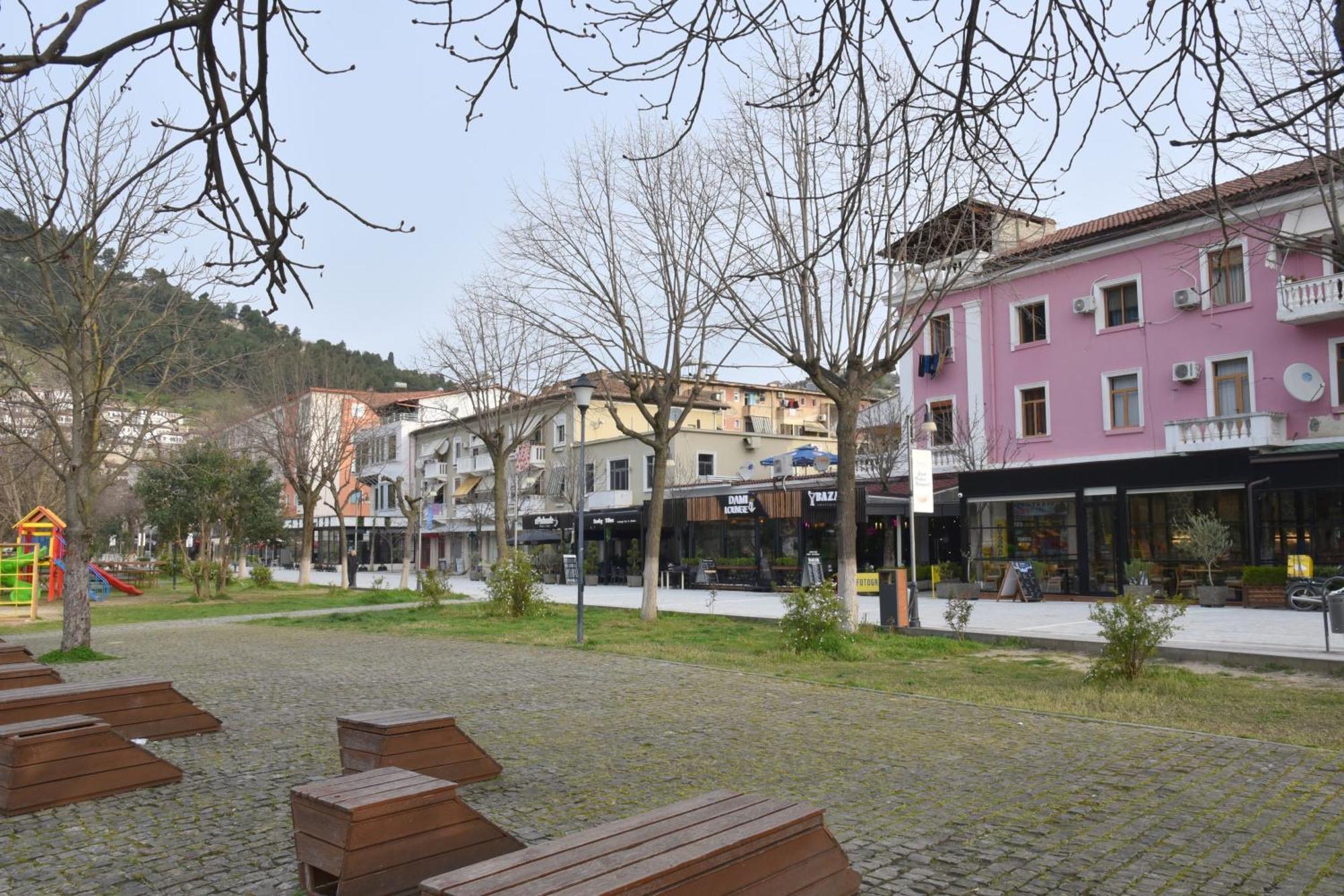 Apartmán Woodland Berat Exteriér fotografie